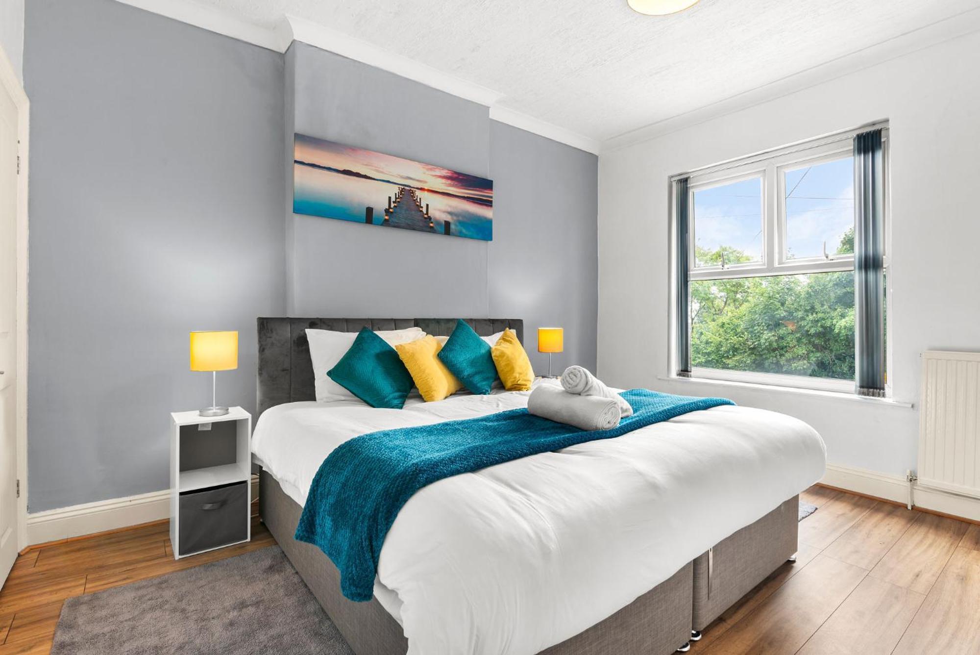 שפילד Hilltop Place Suites Near Meadowhall מראה חיצוני תמונה